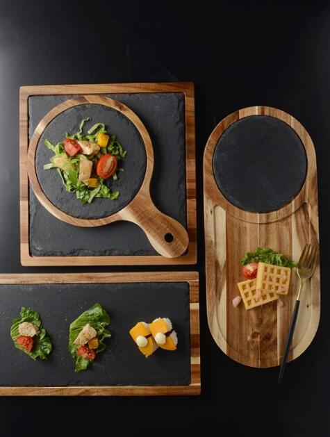black-wood-pizza-dish-wooden-plate