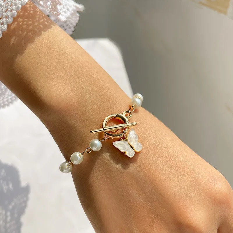 gold-color-charm-chain-bracelets-for-women-pearl-butterfly-alloy-bangle-bracelets-fashion-bohemian-jewelry-gift