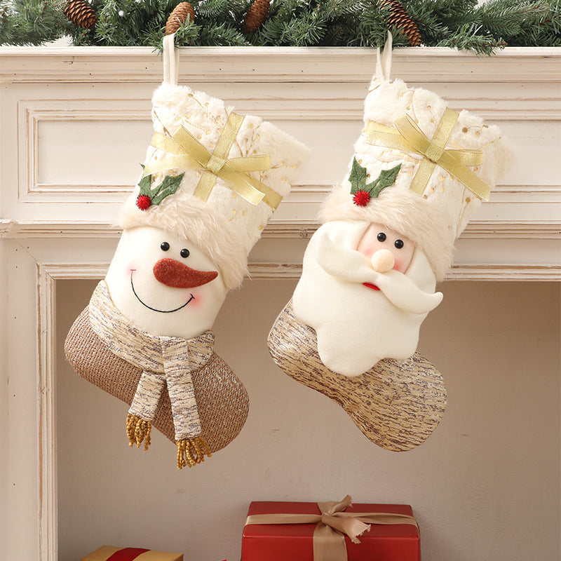 nordic-style-white-christmas-socks