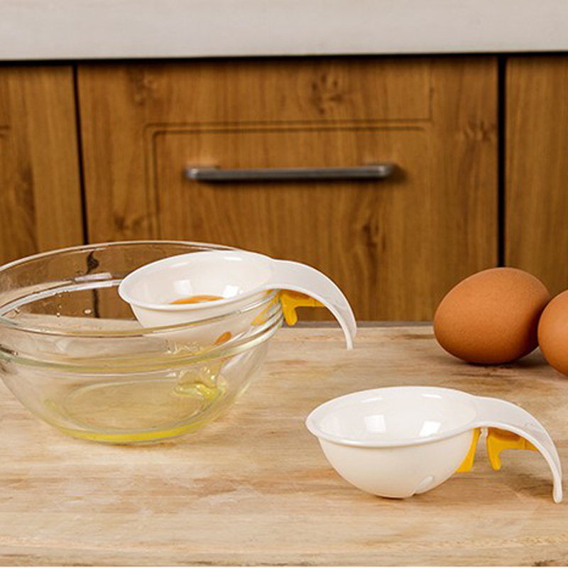 kitchen-tools-egg-white-separator