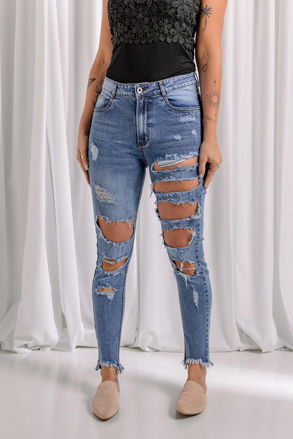 distressed-raw-hem-skinny-jeans