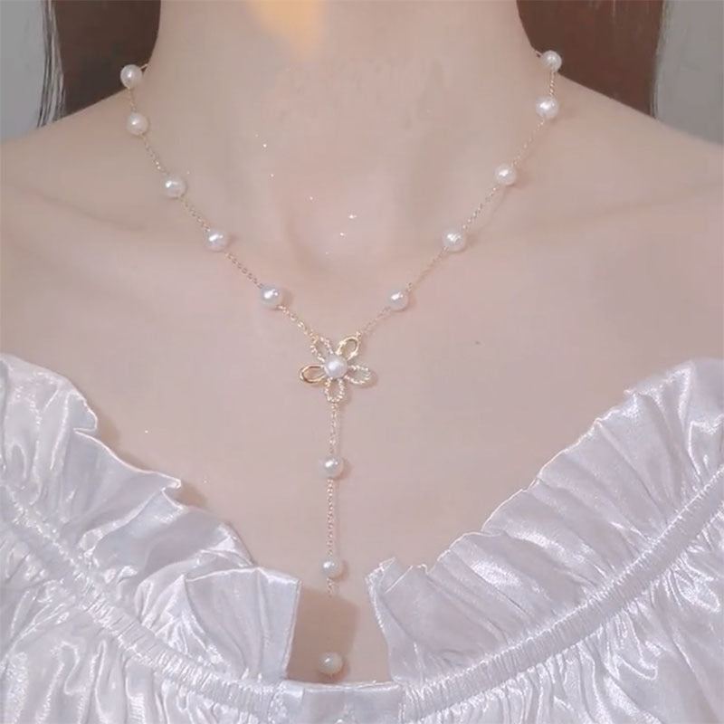 Freshwater Pearl Necklace Female Temperament Elegant Clavicle Chain Pendant