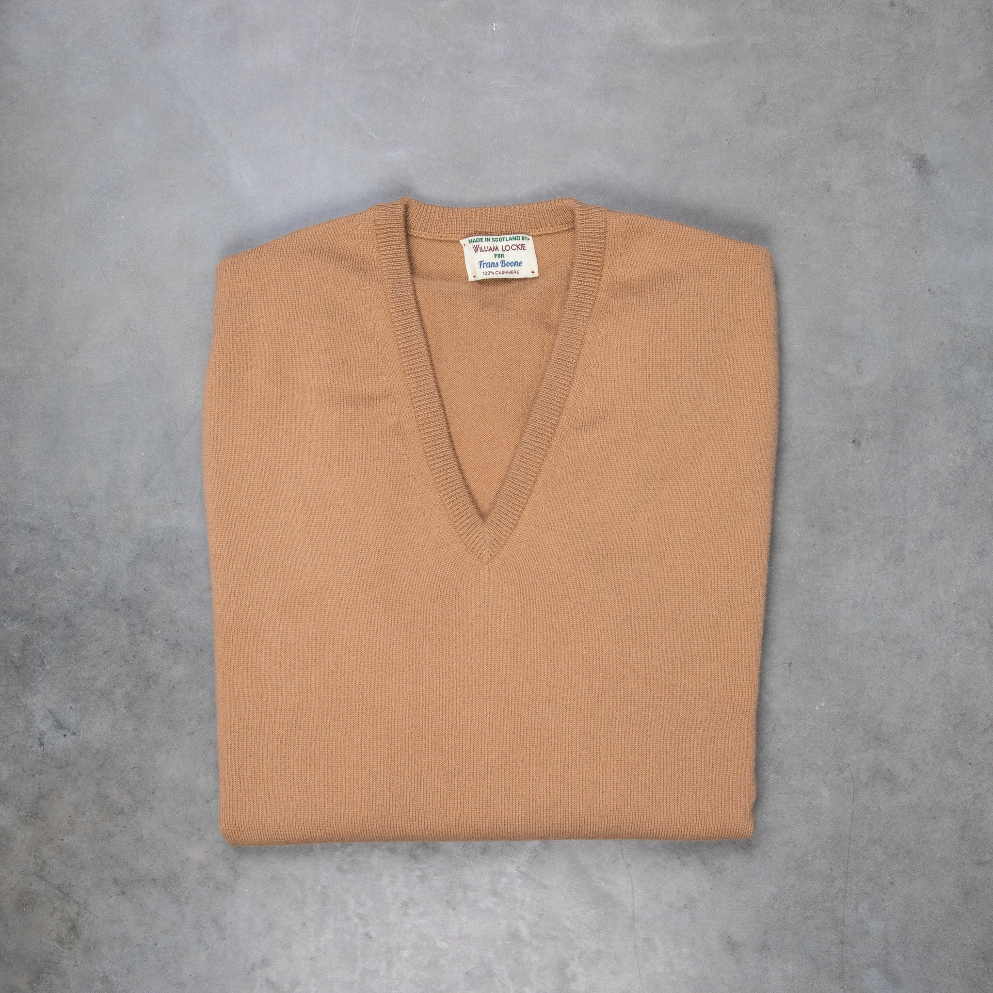 William Lockie Oxton Cashmere V-Neck Camel