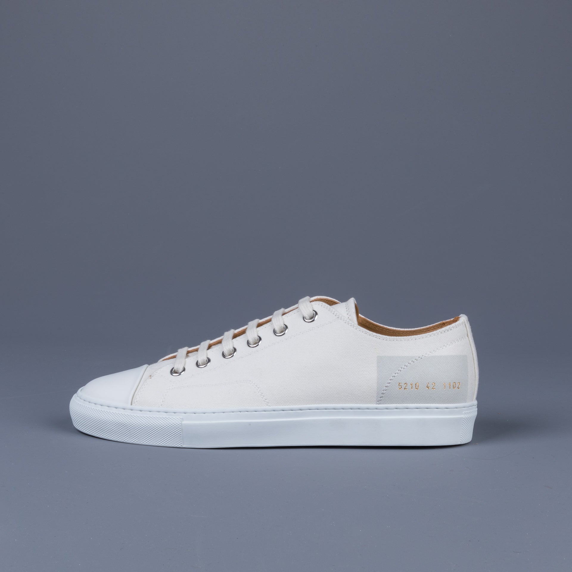 Common Projects Tournament low in Canvas Off White