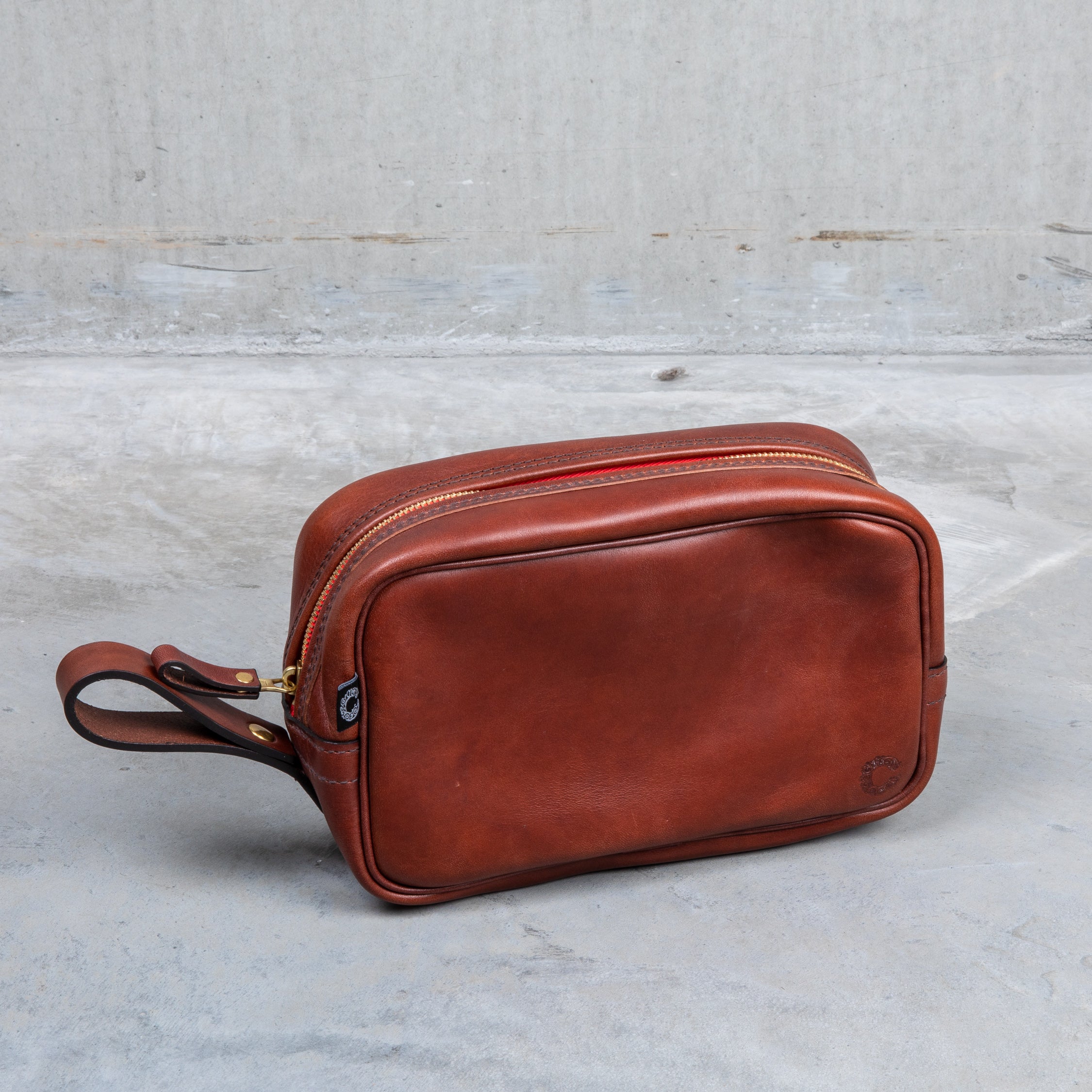 Croots Vintage Leather Wash Bag Port