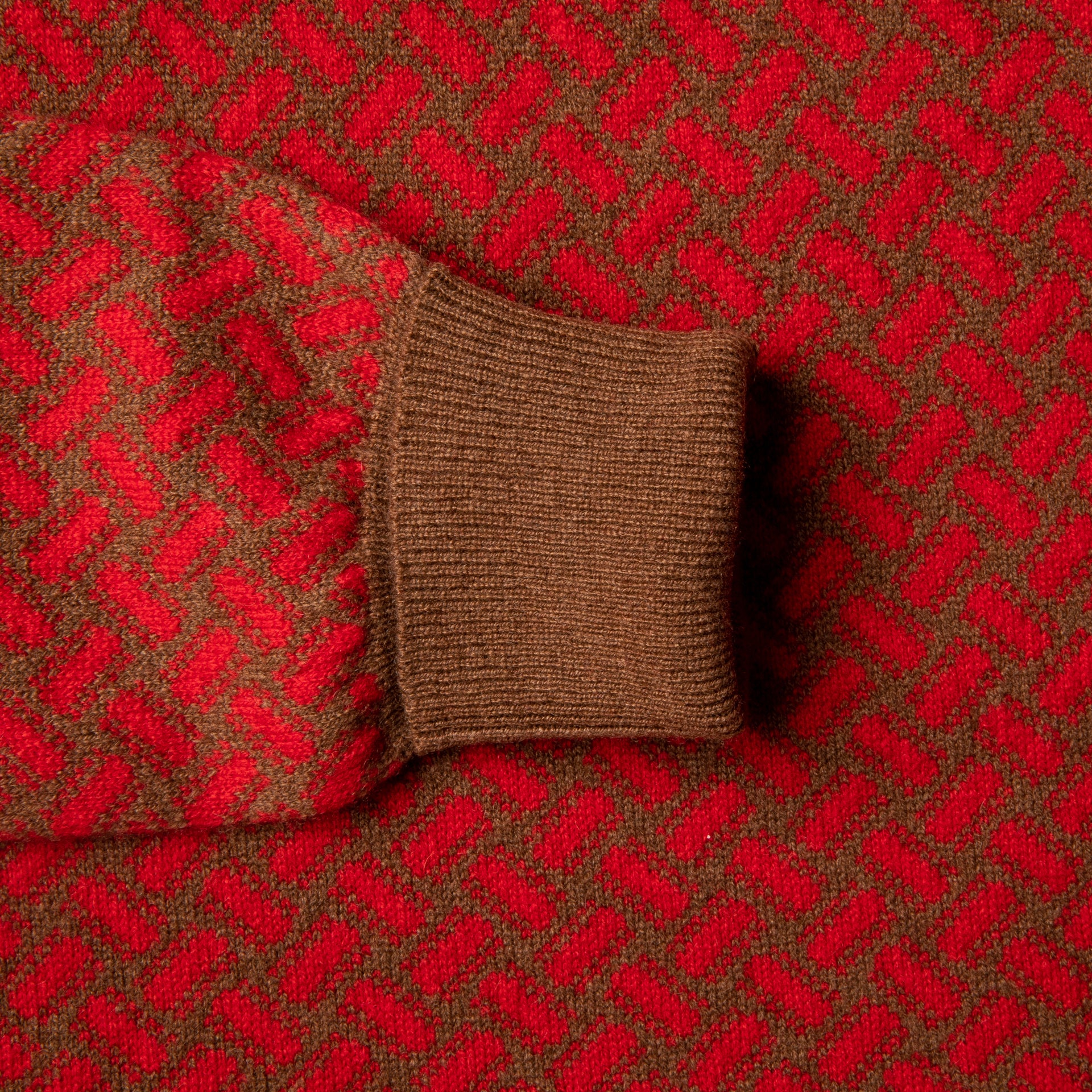 Drumohr Collo V Biscottino Red and Brown