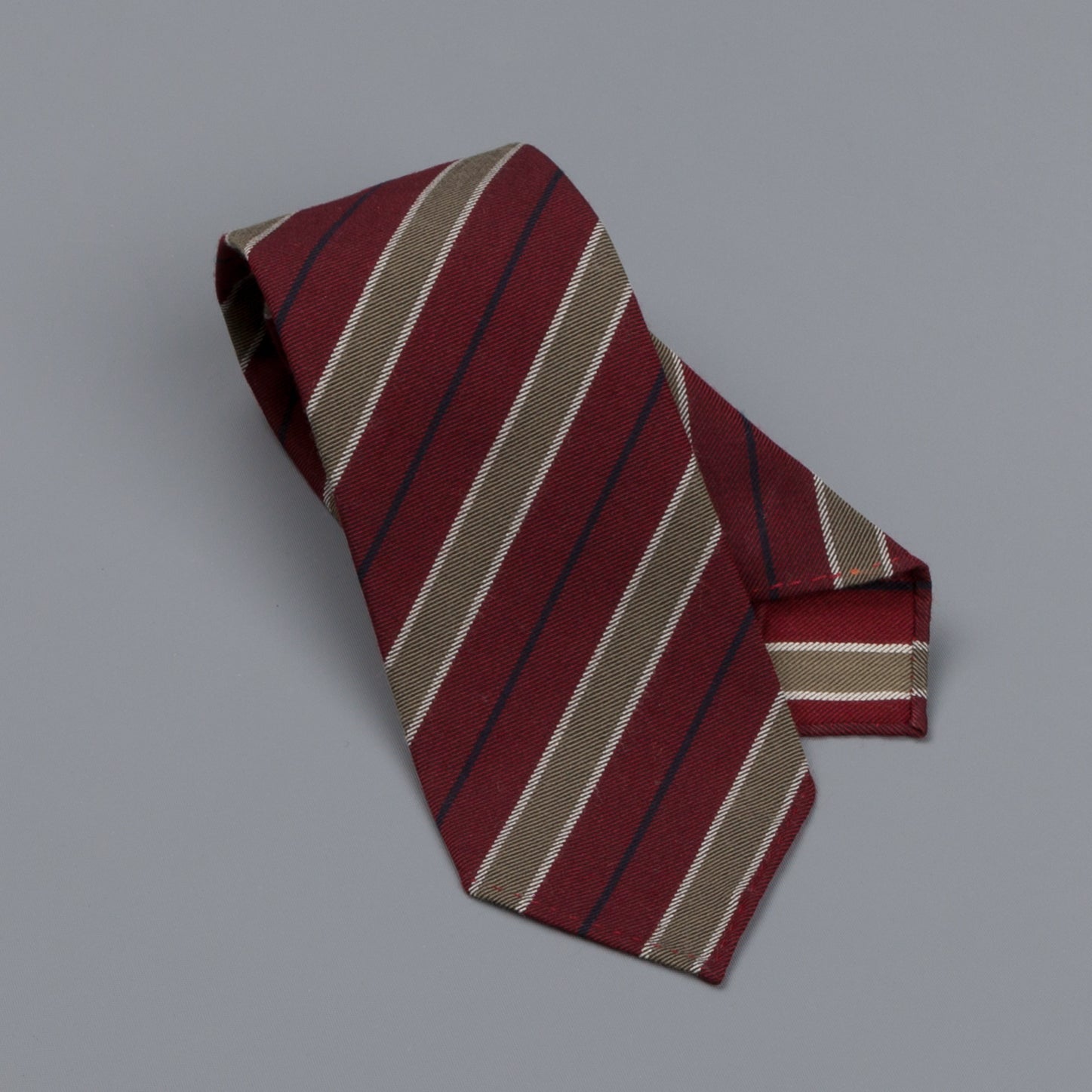 Drake's untipped club tie olive stripe bordeaux