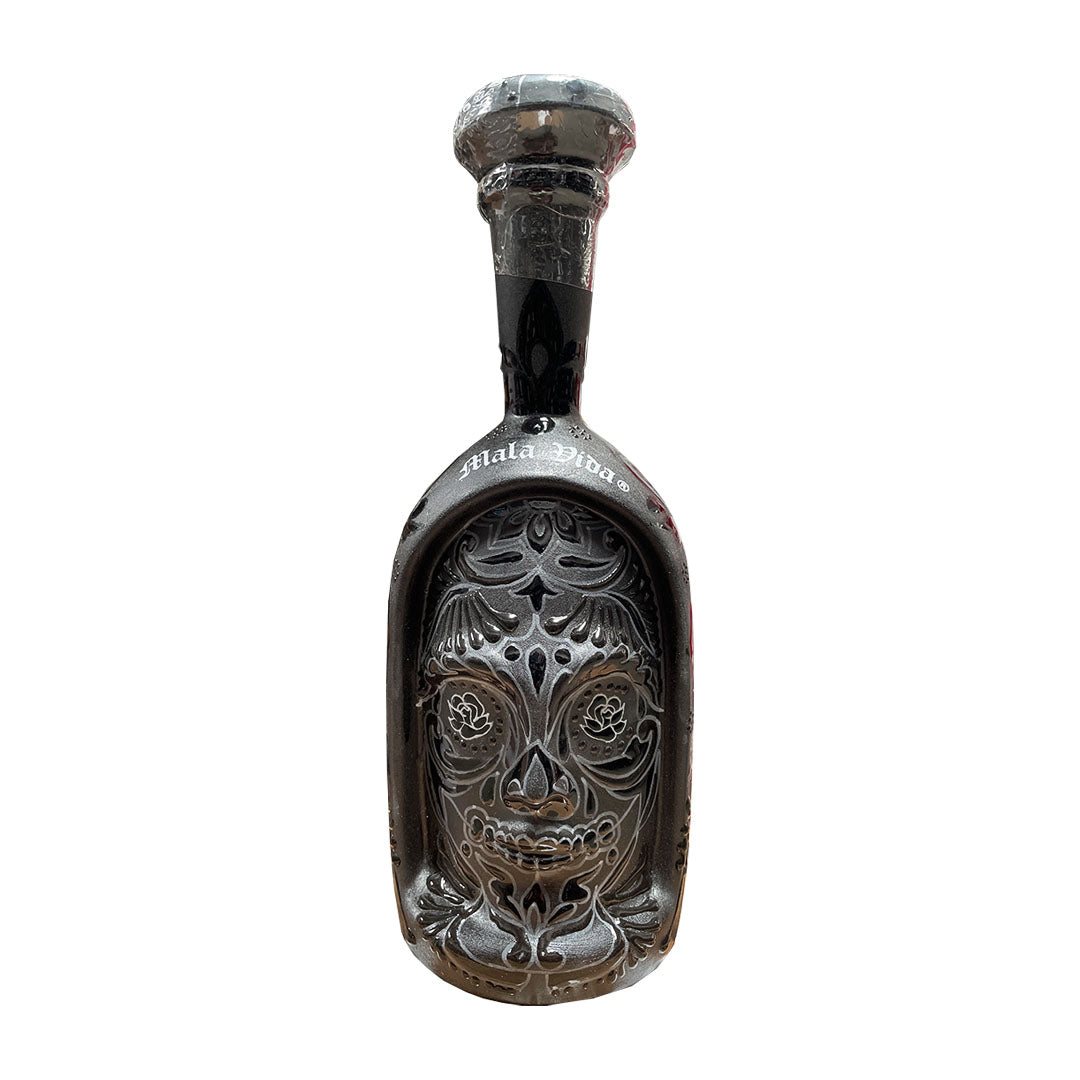 Mala Vida X Dos Artes Extra Anejo Limited Edition 750ml