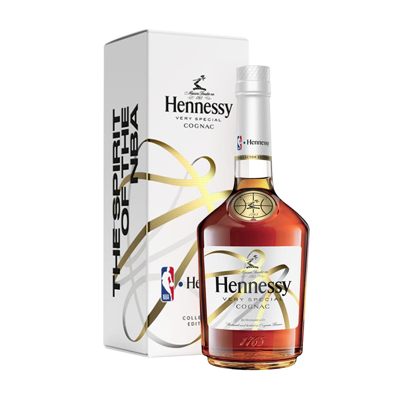 Maluma Teams Up With Hennessy V.S.O.P To Design Limited-Edition Bottle –  Billboard
