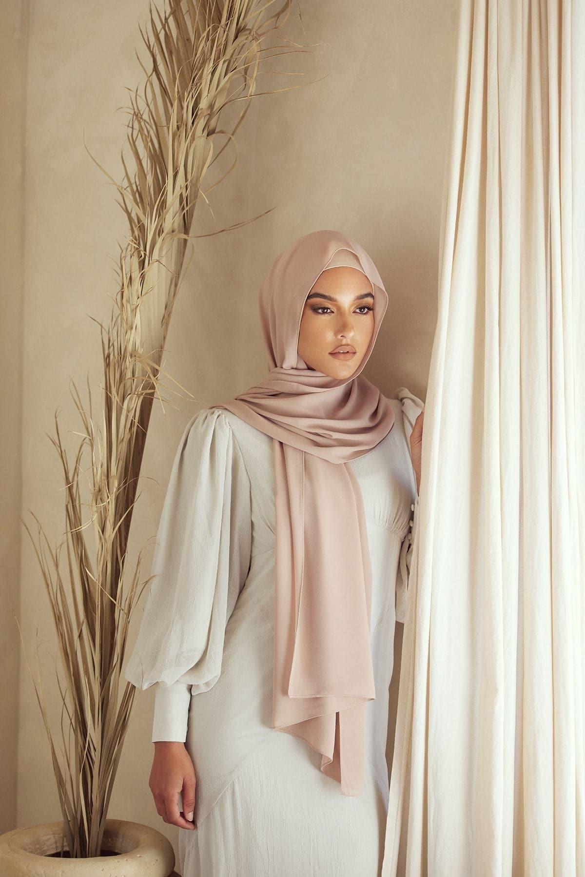 Noor Hijab Undercap- Muslin  Eco conscious fashion, Tie backs, Muslin