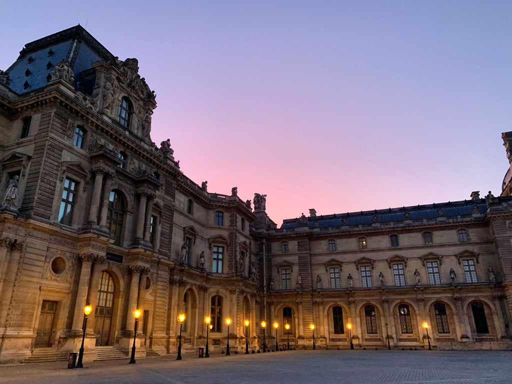 sunrise louvre