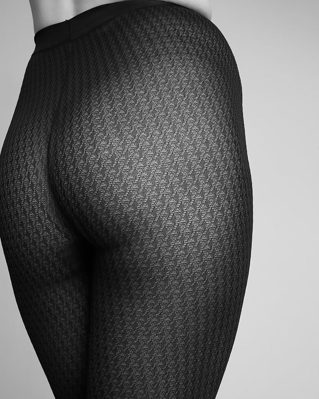 Selma Net Tights Black | Shop now - Swedish Stockings