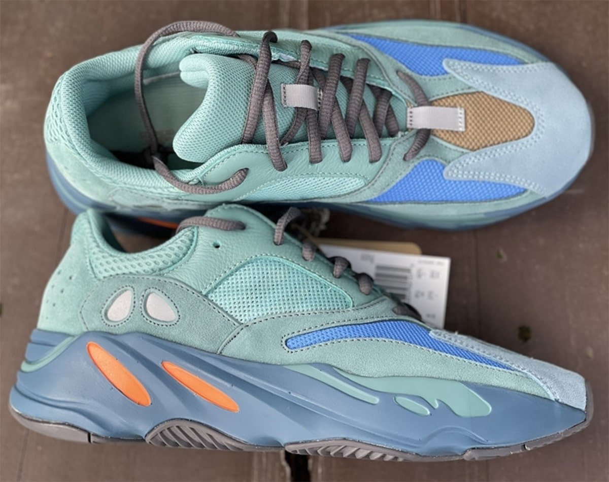 Adidas Yeezy Boost 700 V1 Faded Azure - BONUS