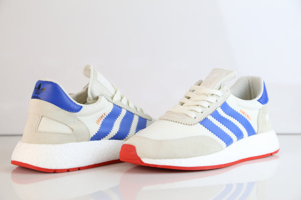 iniki white blue