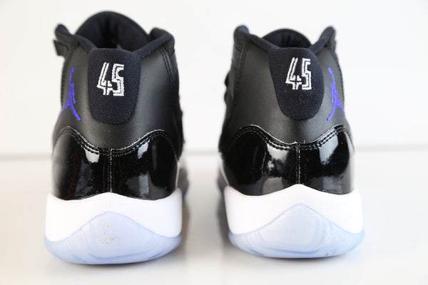 jordan retro xi space jam