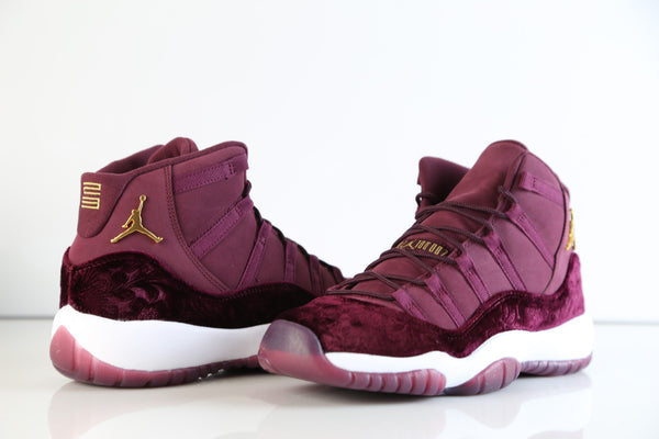 maroon and gold jordans