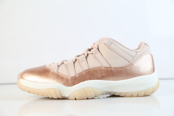 jordan retro 11 low womens