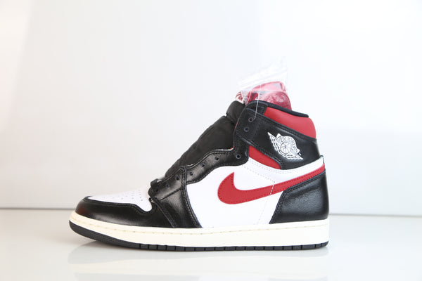 jordan 1 black white sail gym red