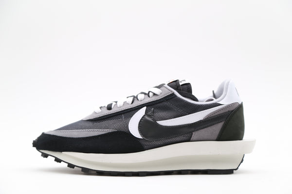 nike sacai ld waffle black