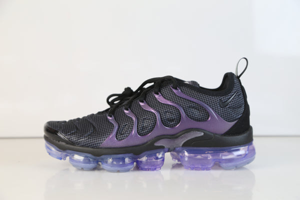 dark purple vapormax plus