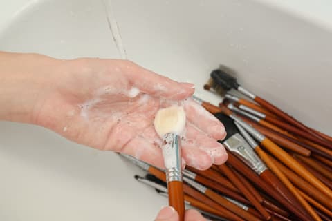 Use only cleaned makeup tools