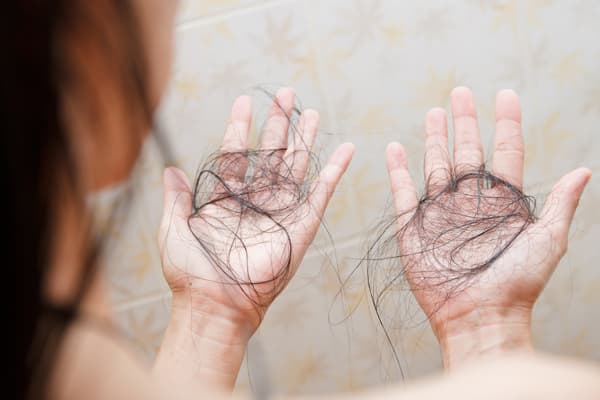 Hair, nail, and pigment changes in major systemic disease