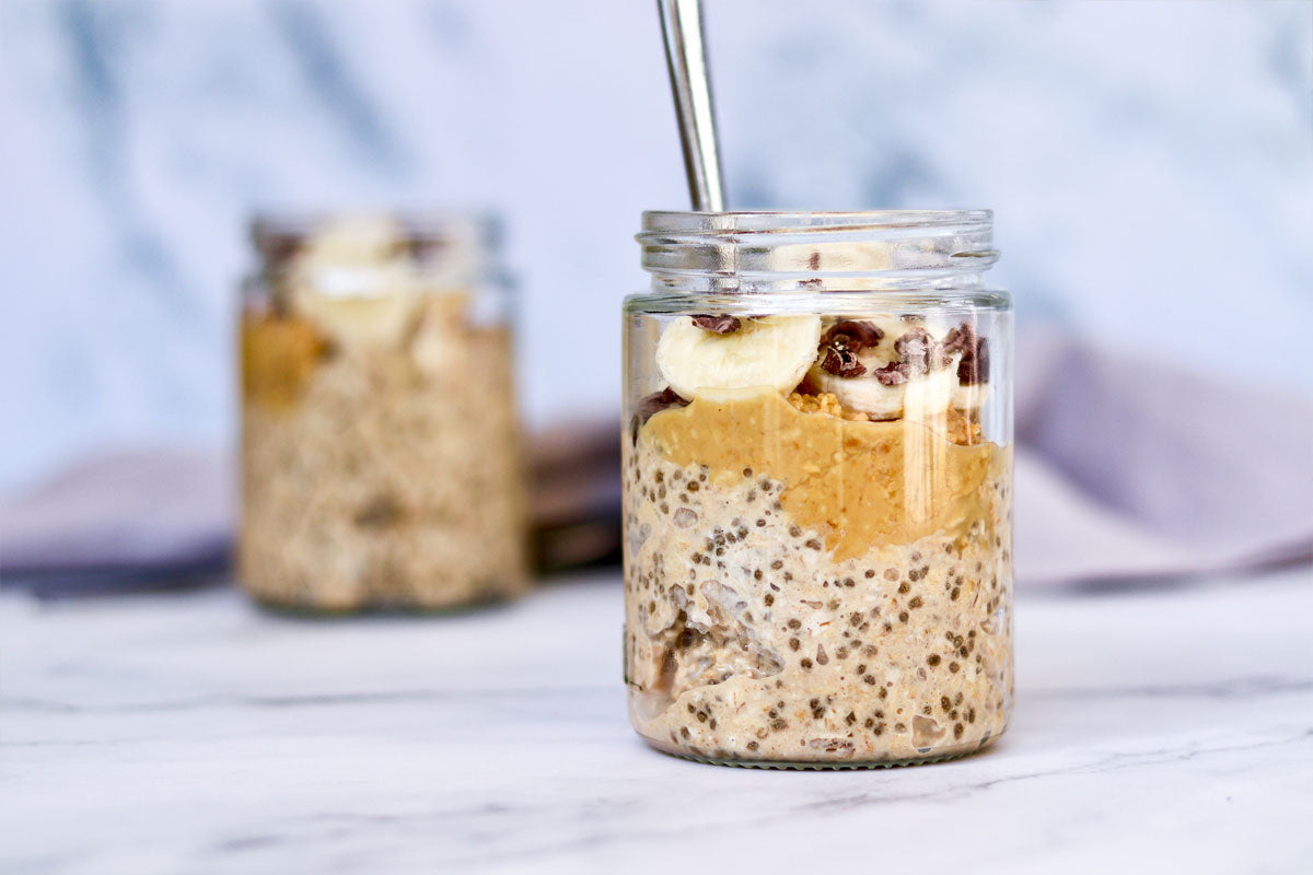 Maca and Peanut Butter Overnight Oats – The Holistic Ingredient