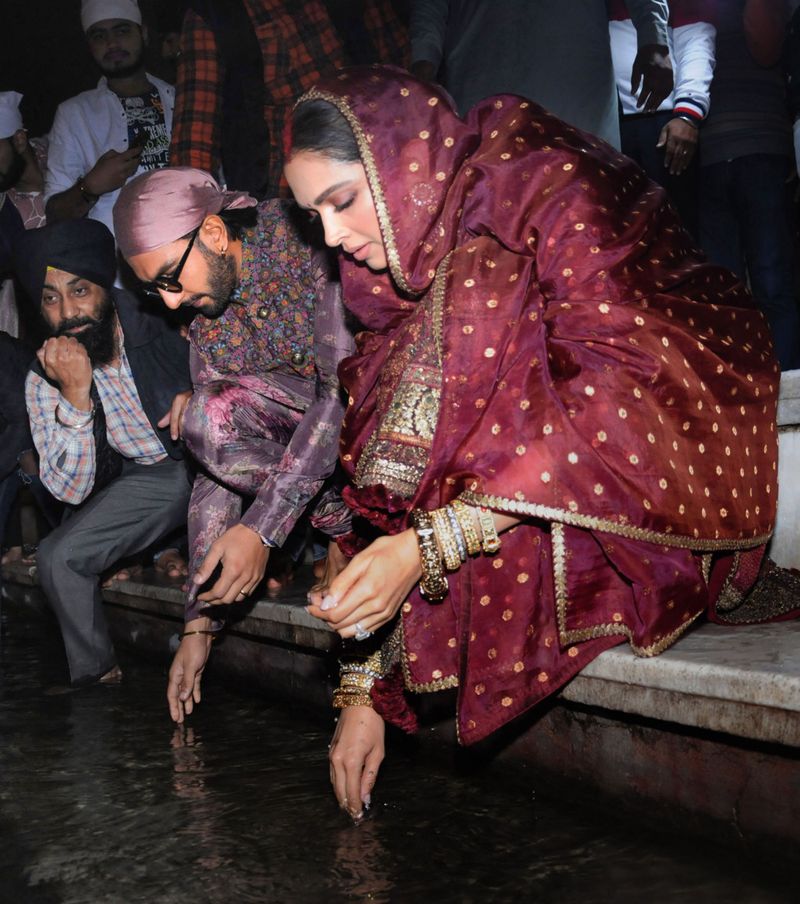 Deepika Padukone Golden Temple