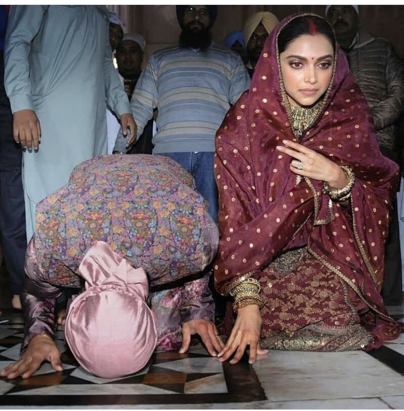 Deepika Padukone Golden Temple