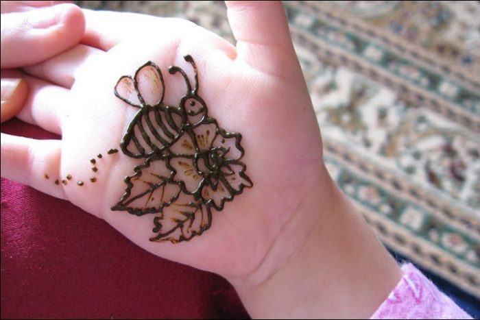 Mehndi Design For Kids