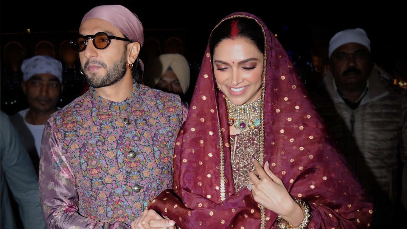 Deepika Padukone Golden Temple