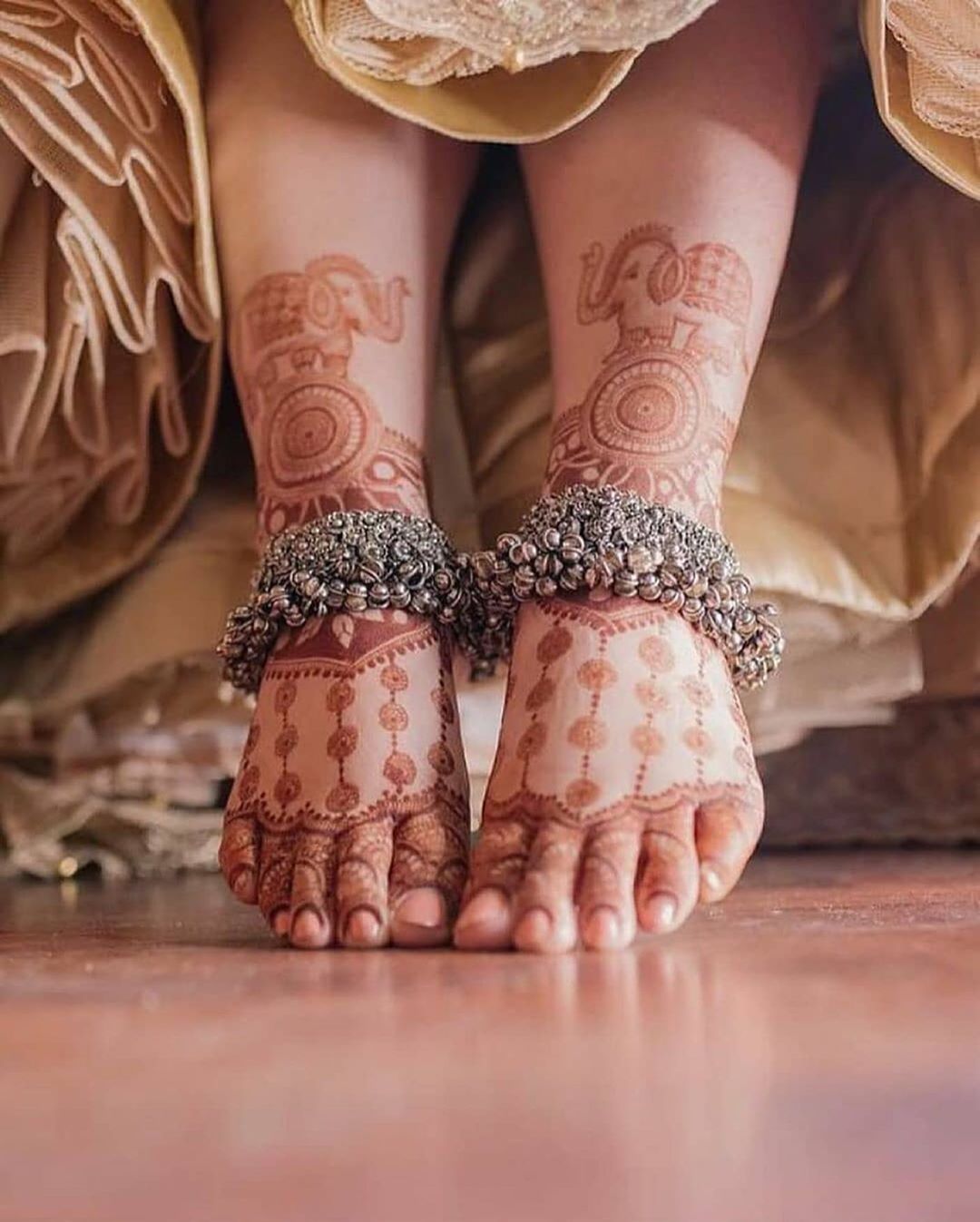 The Most Gorgeous Hand & Feet Jewellery We Spotted on Real Brides! |  WedMeGood