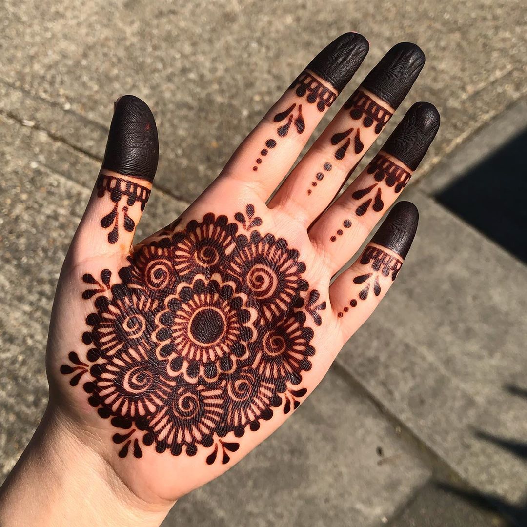 Top 100+ Simple Mehndi Designs - Easy-Peasy Yet Beautiful! - Wedbook