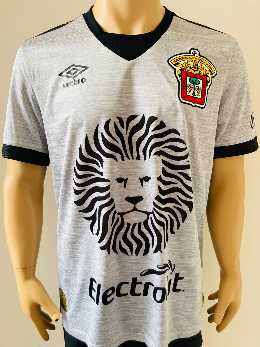 Jersey Umbro Leones Negros de la UDG 2️⃣0️⃣1️⃣9️⃣ 2️⃣0️⃣ Away Visita 4 –  maskjerseys