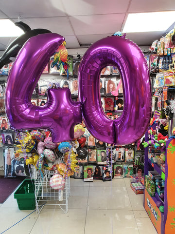 Purple 40th birthday number balloons
