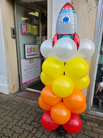 Rocket Balloon Podium