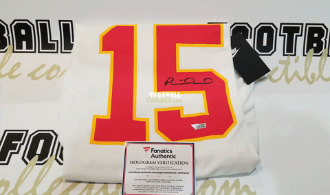 Charitybuzz: Tony Gonzalez Signed & Framed Chiefs Jersey