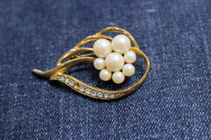 Vintage Gold Tone Leaf with Pearls Flower Brooch Pin