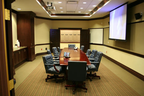 Task Chairs vs. Executive Chairs - What's the Difference?
