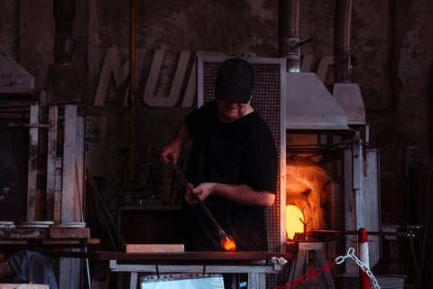 murano glasbläser glassblower handwerk mund