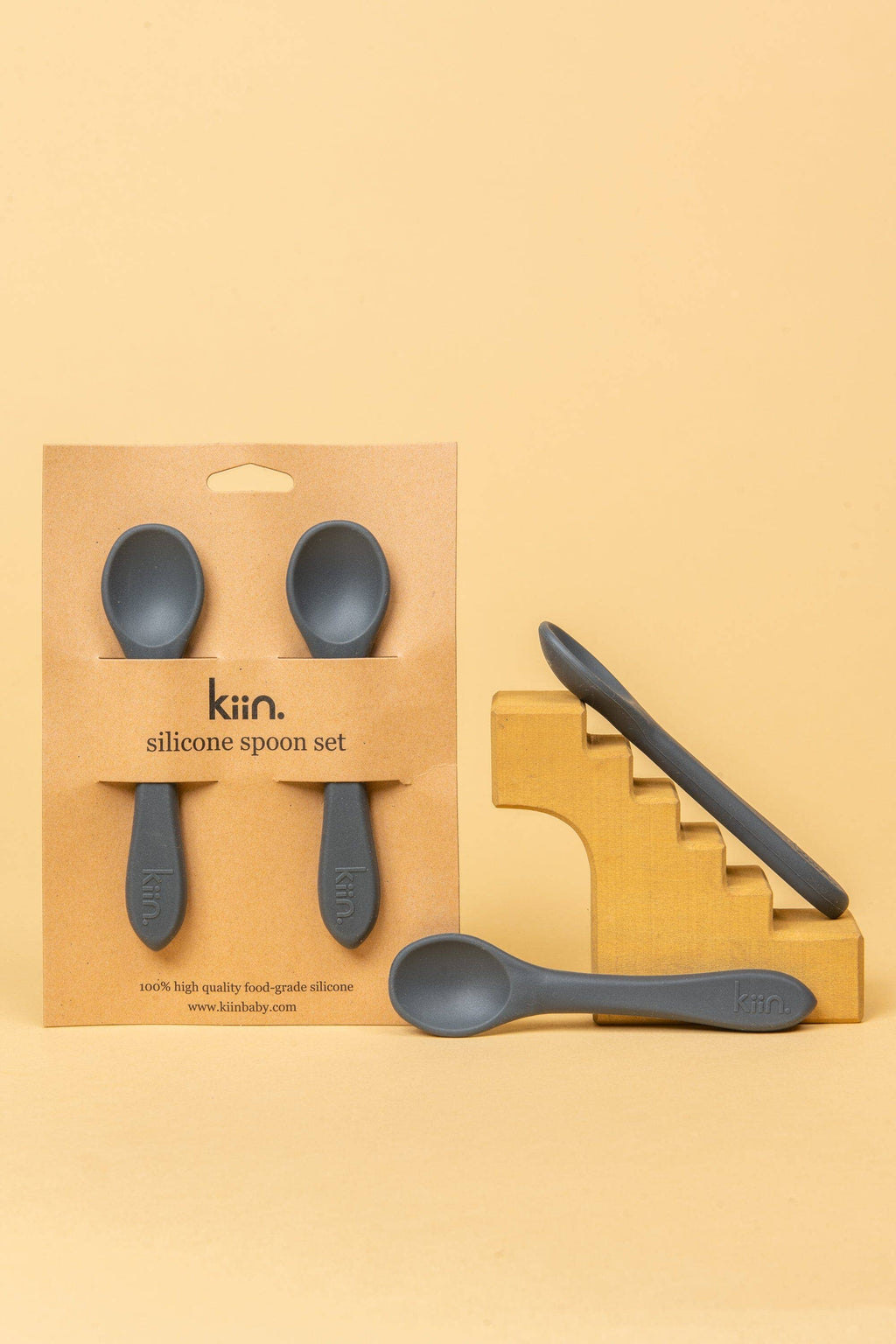 The Baby Toon™ Silicone Teething Spoon – k-oneshop