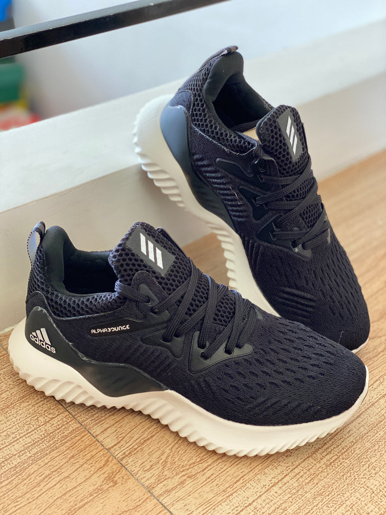 adidas alphabounce black and white