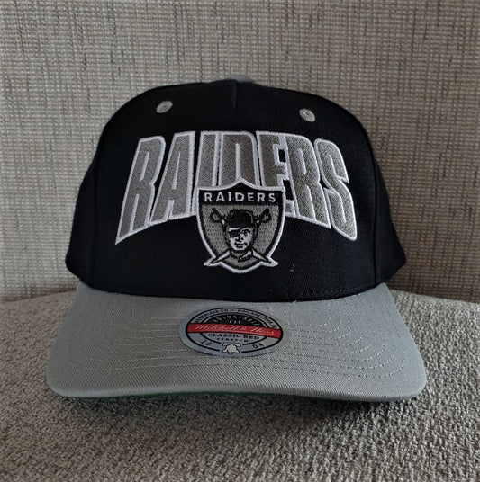 Oakland/Las Vegas Raiders snapback hat - NFL Mitchell & Ness retro