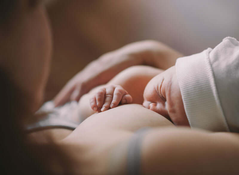 Allaiter bébé, douleurs pendant l'allaitement 