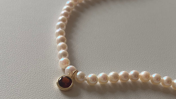 akoya pearls necklace