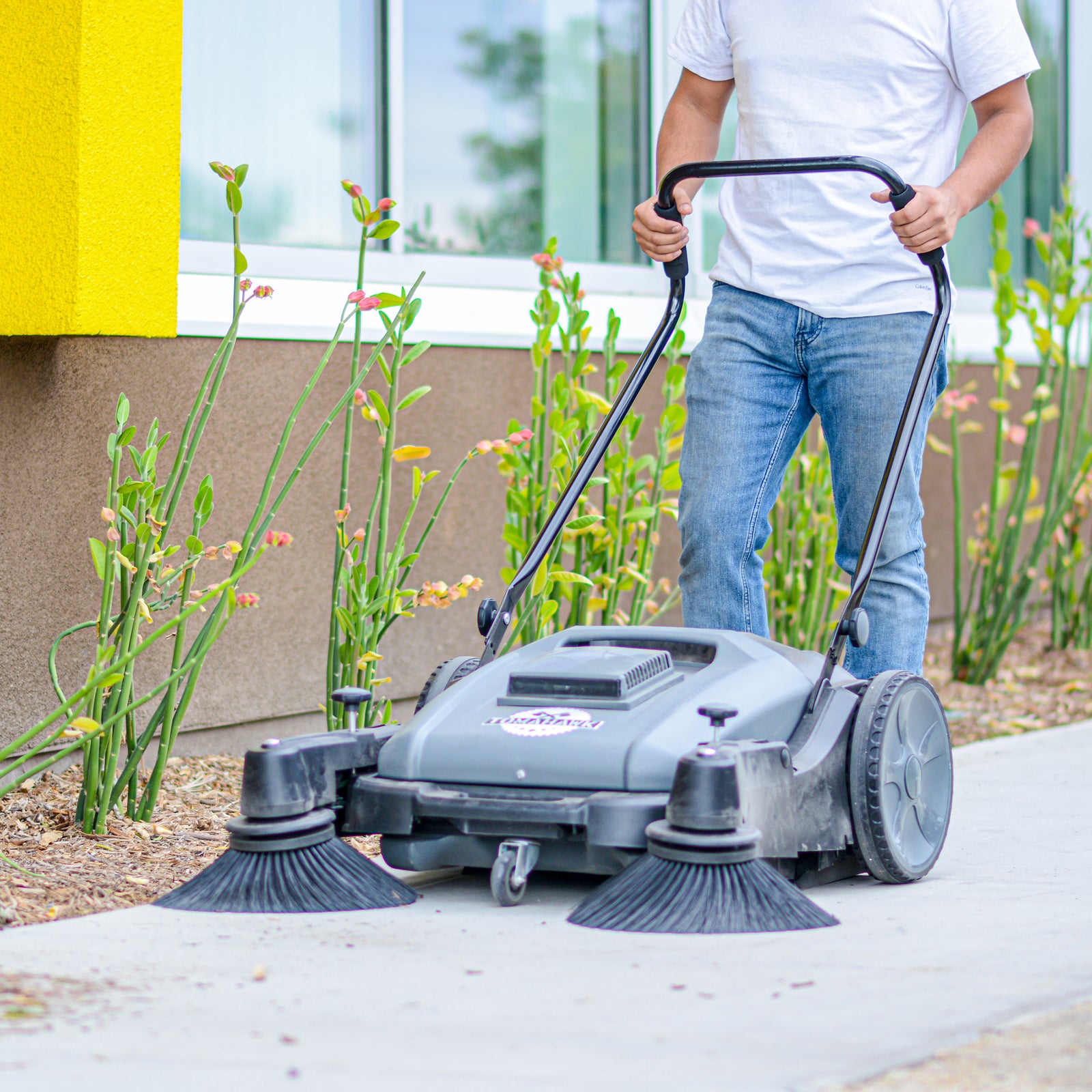 industrial push broom sweeper