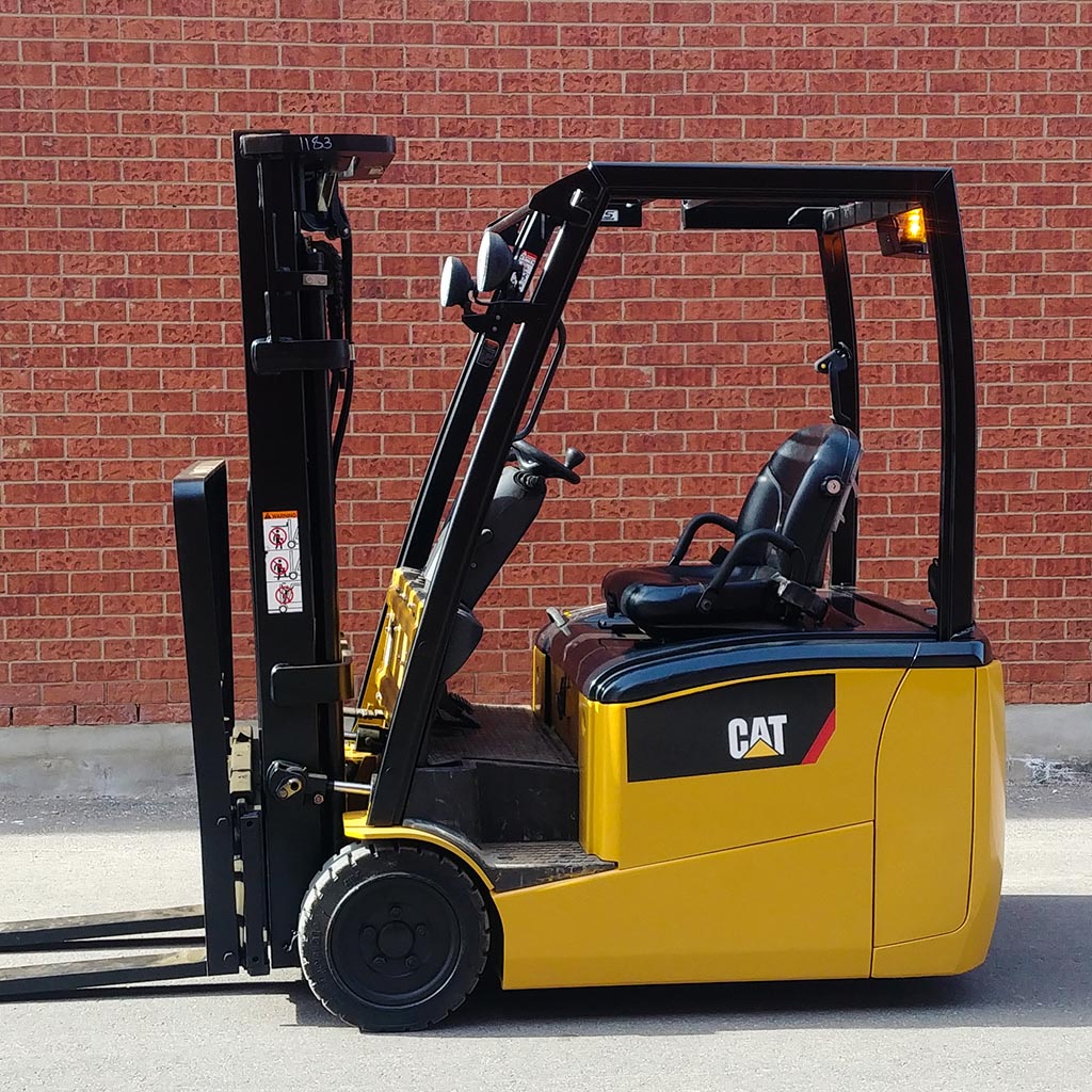 electric forklift