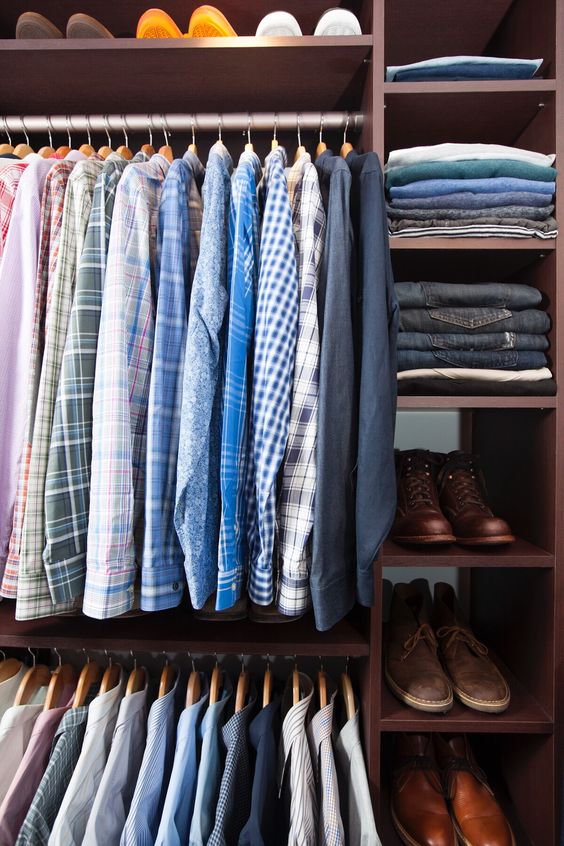 COAT HANGERS VS. SHELVES: KNOW WHAT'S BEST FOR YOUR CLOTHES! – Only Hangers  Inc.