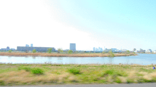 車窓から多摩川の様子を撮影した映像（多摩川／東京都）