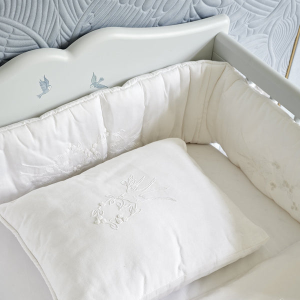 Luxury baby crib bedding